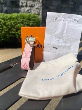 Louis Vuitton Pink Monogram Key Ring Accessory